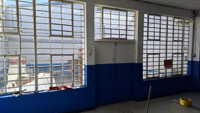 Commercial Property for Sale in Sidwell Eastern Cape